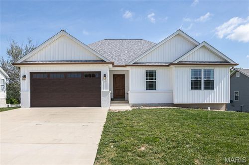 5 Burning Bush Ct, Troy, MO, 63379-3368 | Card Image