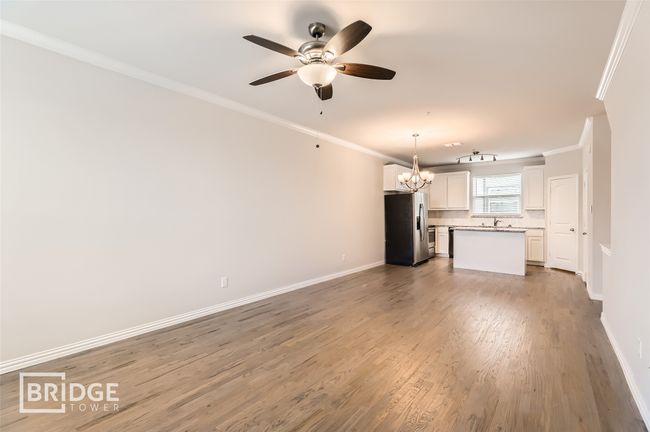 UNIT-11 - 301 E Lamar St, Townhouse with 2 bedrooms, 2 bathrooms and null parking in Mckinney TX | Image 11