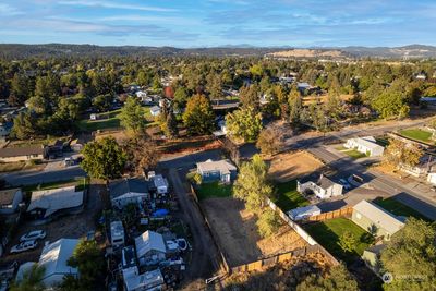 8208 E Cataldo Avenue, House other with 3 bedrooms, 2 bathrooms and null parking in Spokane WA | Image 2