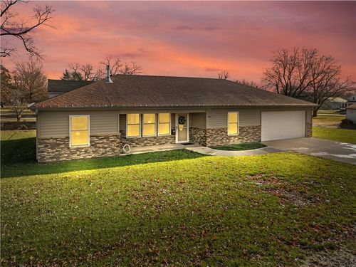 401 N Ritchie St, Hamilton, MO, 64644-1238 | Card Image