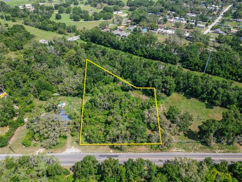 9512 Harney Rd, THONOTOSASSA, FL, 33592-3671 | Card Image