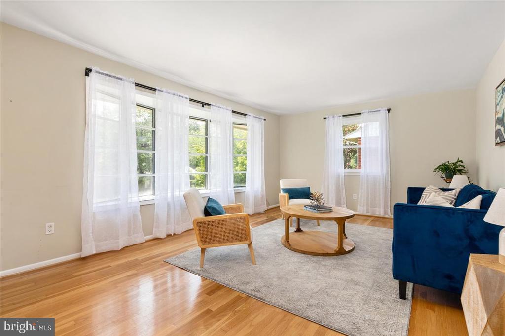Residential in BELTSVILLE 3
