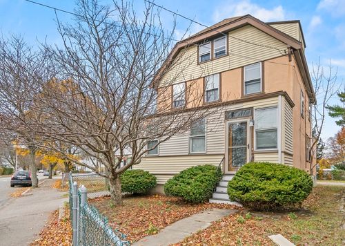 96 Houston Ave, Milton, MA, 02186-1518 | Card Image