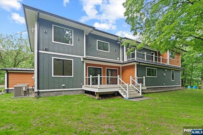 45 Riverview Ter, House other with 6 bedrooms, 6 bathrooms and null parking in Mahwah NJ | Image 40