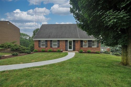 79 W Manilla Ave, Pittsburgh, PA, 15220-2840 | Card Image