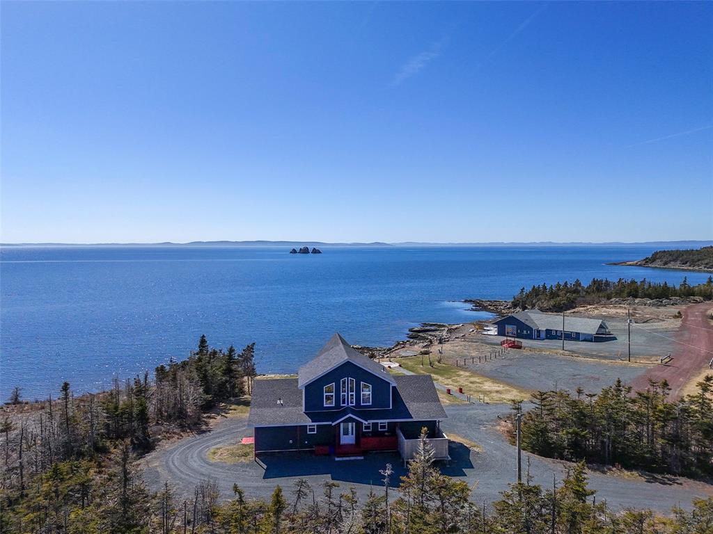 Commercial Sale in Whiteway 4