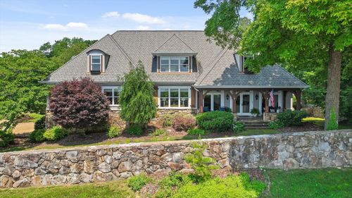 2109 E Brow Rd, Signal Mountain, TN, 37377-3394 | Card Image