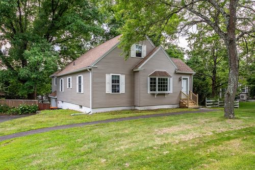 289 Morgan St, South Hadley, MA, 01075-1623 | Card Image