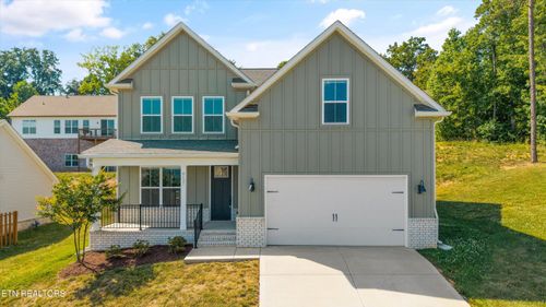 8137 Chapel Hill Ln, Knoxville, TN, 37938-3339 | Card Image