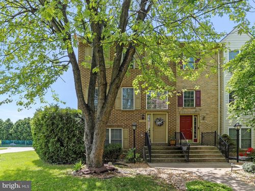 1161 Lindsay Ln, HAGERSTOWN, MD, 21742-4618 | Card Image