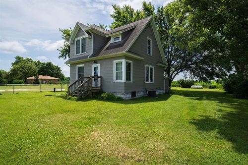 15313 Furrow Rd, Pekin, IL, 61554-8277 | Card Image