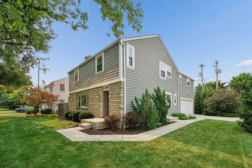 1430 Ashdowne Rd, Upper Arlington, OH, 43221-3902 | Card Image