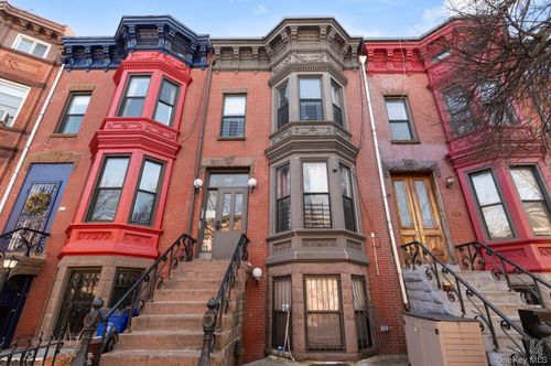 426 54th St, Brooklyn, NY, 11220-3105 | Card Image