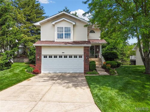 806 Conch Ter, Lake St Louis, MO, 63367-2405 | Card Image