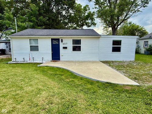 607 Ellenhurst Dr, Anderson, IN, 46012-3748 | Card Image