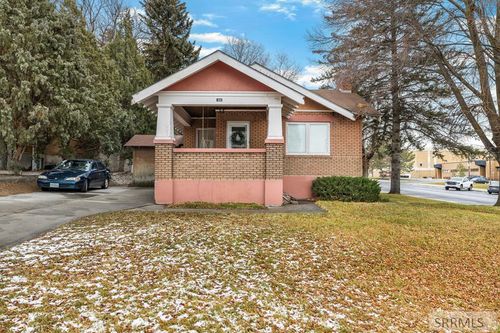 213 S 1st E, Rexburg, ID, 83440-2201 | Card Image