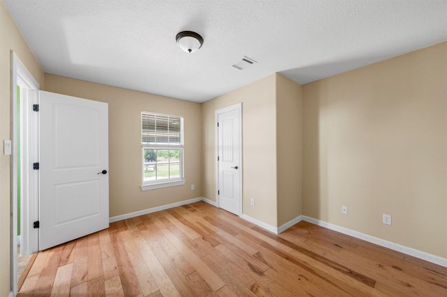 1518 Roadrunner Trl, House other with 4 bedrooms, 3 bathrooms and null parking in Riesel TX | Image 14