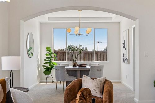 2004 Fries Ct, Martinez, CA, 94553-8607 | Card Image