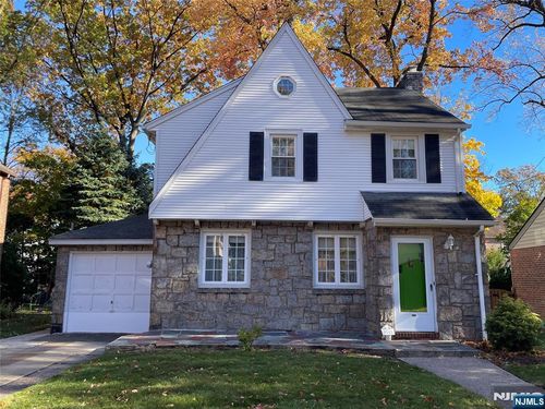 1105 Belle Ave, Teaneck, NJ, 07666-2777 | Card Image