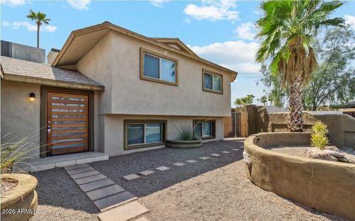 1737 E Manhatton Dr, Tempe, AZ, 85282-5747 | Card Image
