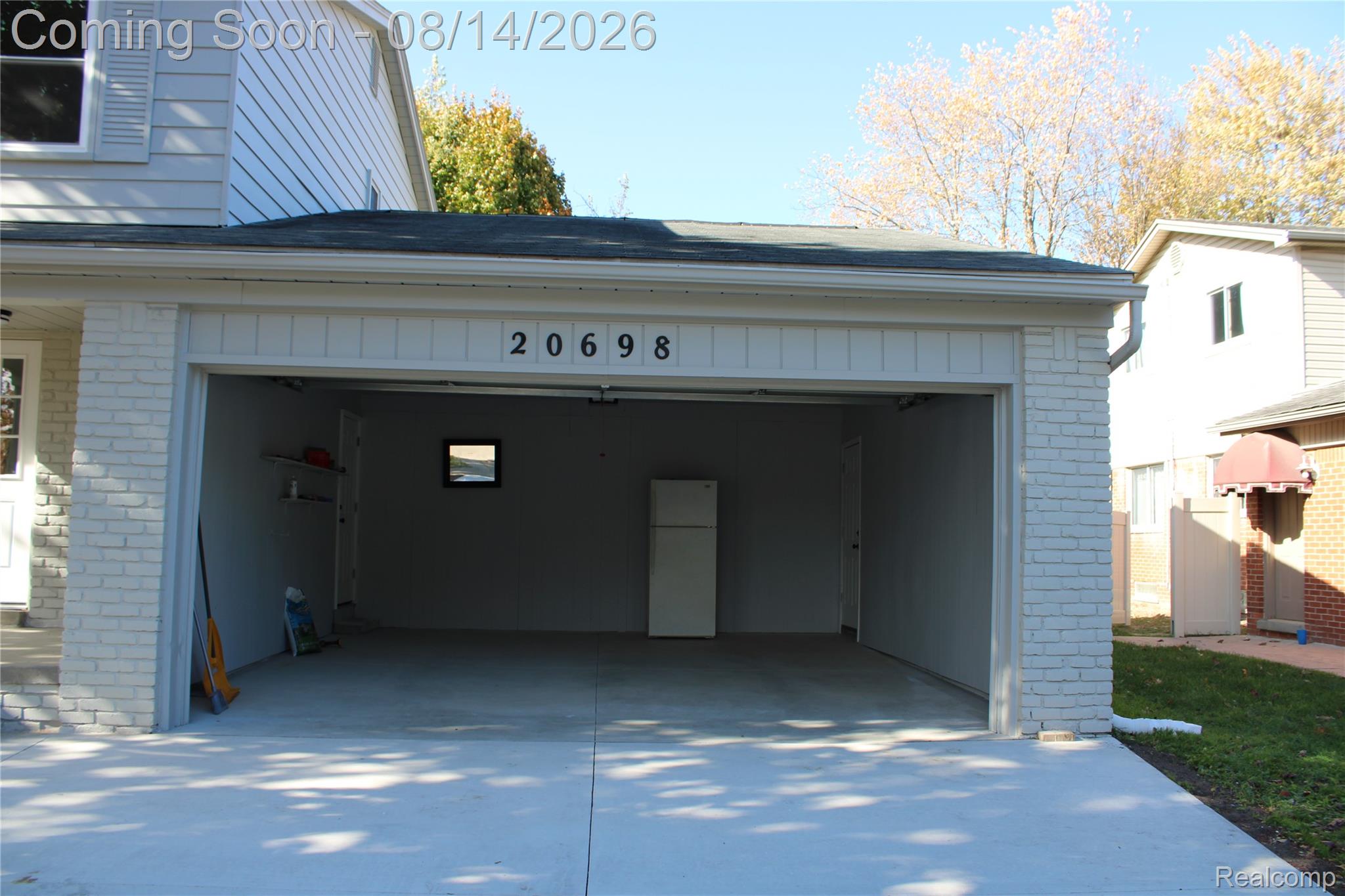 Residential Lease in Riverview 3