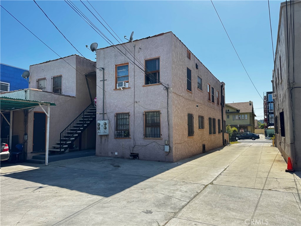 Residential in Los Angeles 4