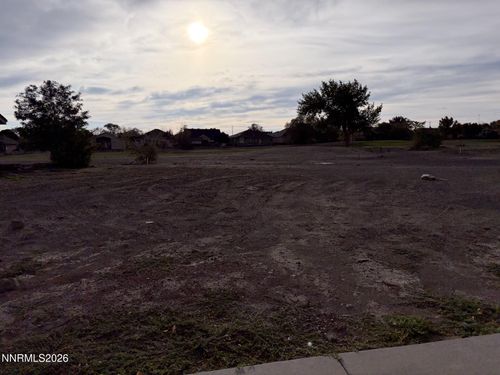 408 Dog Leg Dr, Fernley, NV, 89408-5601 | Card Image