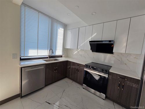 8a-36 Prince St, Flushing, NY, 11354-4008 | Card Image