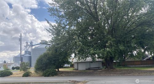 404 W Sherlock St, Harrington, WA, 99134-5184 | Card Image