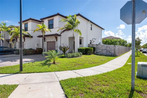 25195 Sw 107th Ct, Homestead, FL, 33032-6342 | Card Image