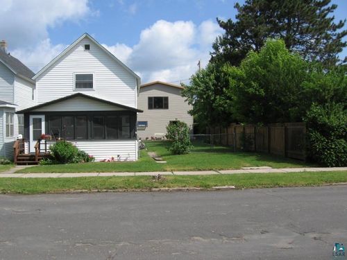 421 E Chapman St, Ely, MN, 55731-1432 | Card Image