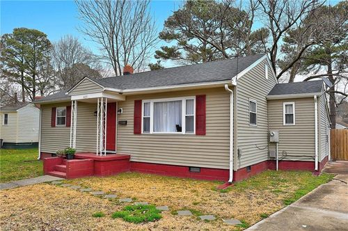 405 Truman Cir, Portsmouth, VA, 23701-4128 | Card Image