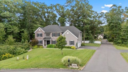 76 Tamarack Ln, Schenectady, NY, 12309-1847 | Card Image