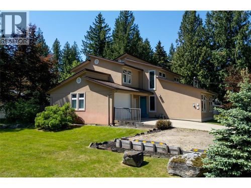 1473 Arrow Drive, Revelstoke, BC, V0E2S1 | Card Image