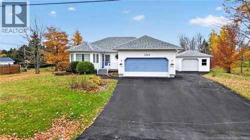 104 Leger St, Saint Antoine, NB, E4V1J7 | Card Image