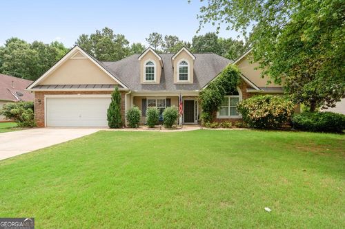 235 Creekside Cir, Hampton, GA, 30228-5582 | Card Image
