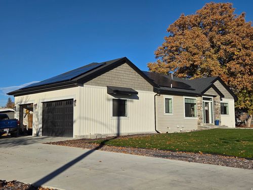 111 E 200 N, Richmond, UT, 84333-1760 | Card Image