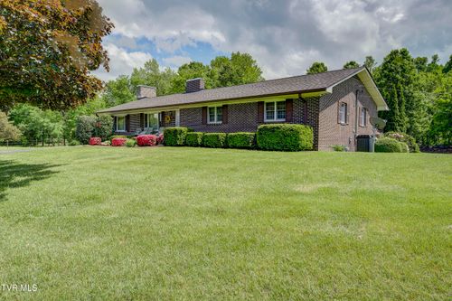 200 Mccurry Ln, Erwin, TN, 37650-3624 | Card Image