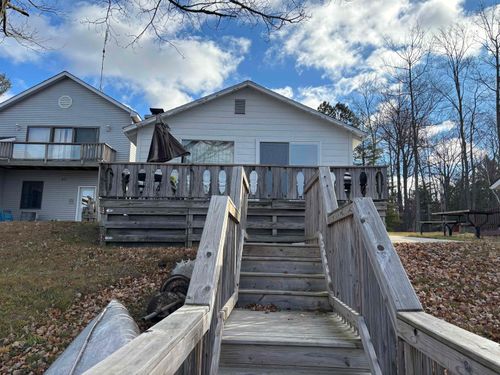 1408 E Long Lake Dr, Harrison, MI, 48625-7825 | Card Image