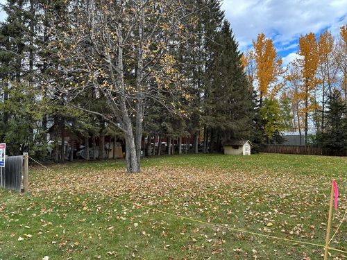 231 3 St Sw, Sundre, AB, T0M1X0 | Card Image