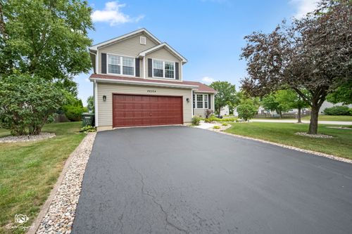 26504 W Stonebriar Way, Channahon, IL, 60410-8757 | Card Image