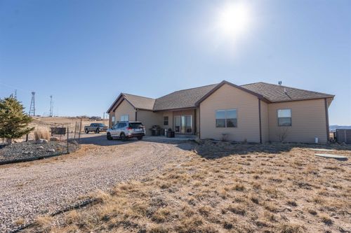 213 Dove Loop, Douglas, WY, 82633-9569 | Card Image