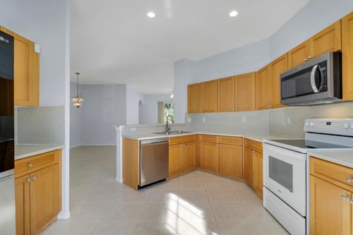 708 Sw Rocky Bayou Ter, Port St Lucie, FL, 34986-2070 | Card Image