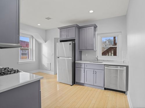 apt-2r-775 Atlantic St, Stamford, CT, 06902-6828 | Card Image