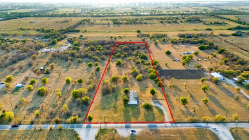 549 County Road 4733, Rhome, TX, 76078-3949 | Card Image