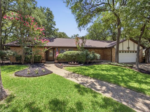 5008 Kemble St, Fort Worth, TX, 76103-1708 | Card Image