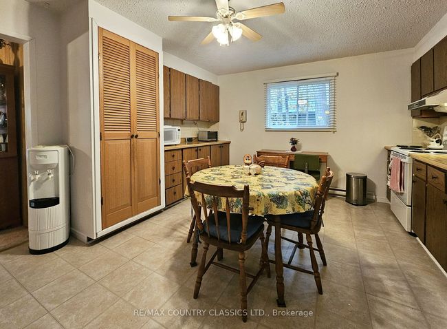 1282 Kamaniskeg Lake Rd, House other with 3 bedrooms, 1 bathrooms and 4 parking in Combermere ON | Image 15