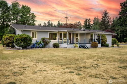 8095 Rathbone Rd, Ferndale, WA, 98248-9758 | Card Image