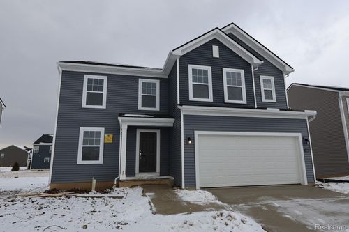653 Swift Creek Dr, Chelsea, MI, 48118-1596 | Card Image
