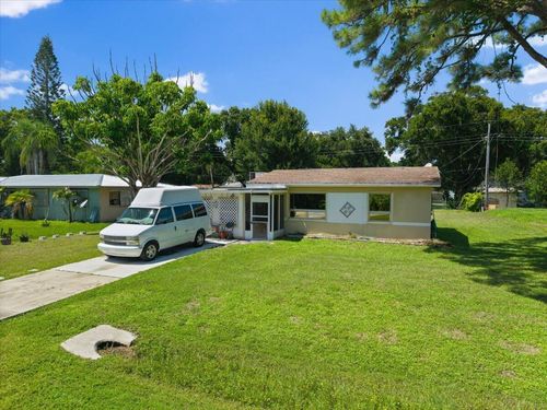 7902 Hamilton Avenue, Fort Pierce, FL, 34951 | Card Image